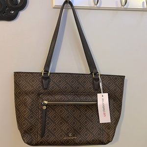 New Liz Claiborne brown med purse